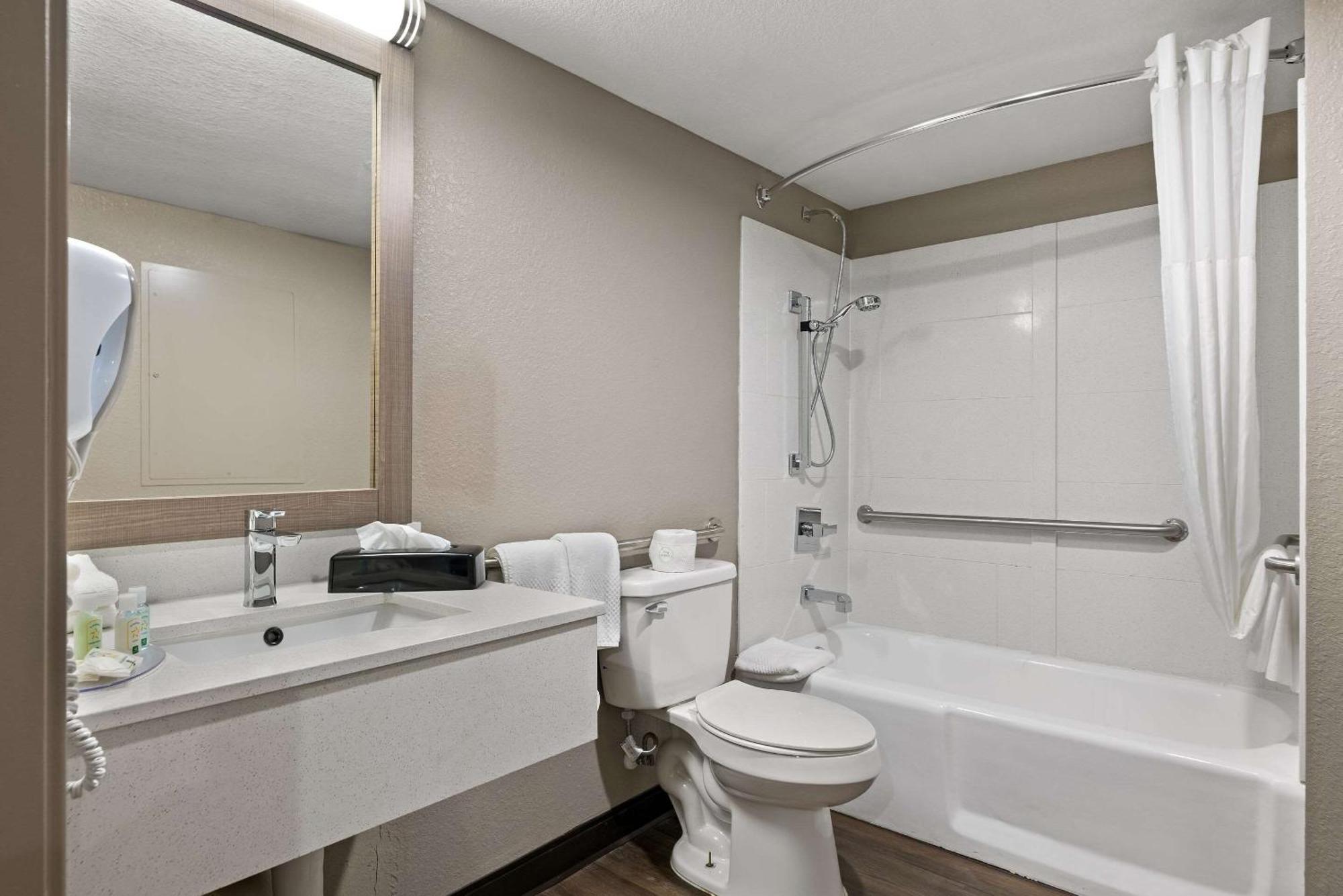 Quality Suites Wildwood - The Villages Экстерьер фото